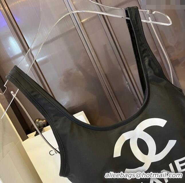 Reasonable Price Chanel Swimwear 030611 White/Black 2024