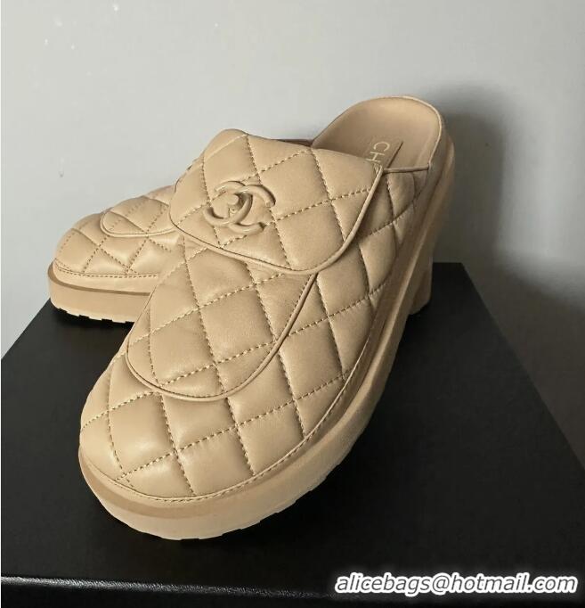 ​Top Grade Chanel Quilted Leather Platform Round Toe Slipper CH8750 Beige