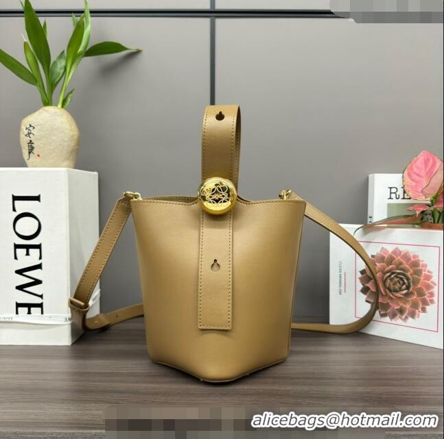 Promotional Loewe Mini Pebble Bucket bag in mellow calfskin 062342 Apricot 2024