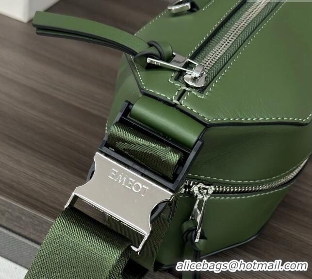 Good Taste Loewe Convertible Sling Shoulder Bag in classic calfskin 262243 Hunter Green 2024