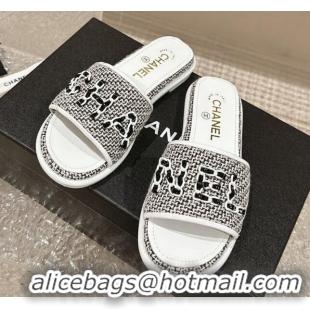 Sophisticated Chanel Tweed Flat Slide Sandals with Chain Logo Black/White 322088