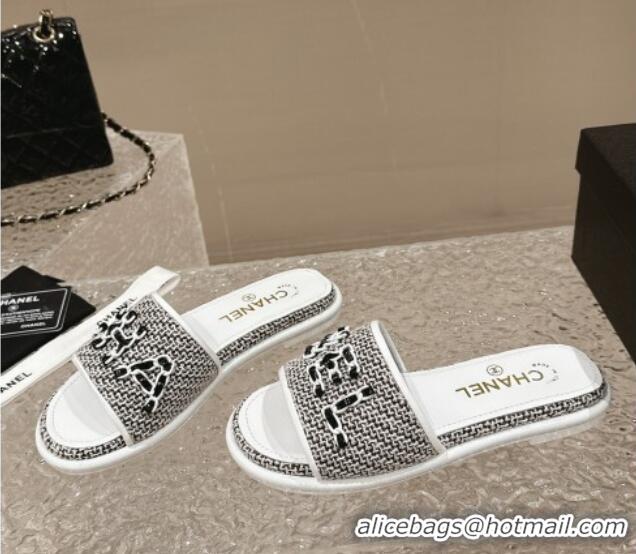 Sophisticated Chanel Tweed Flat Slide Sandals with Chain Logo Black/White 322088