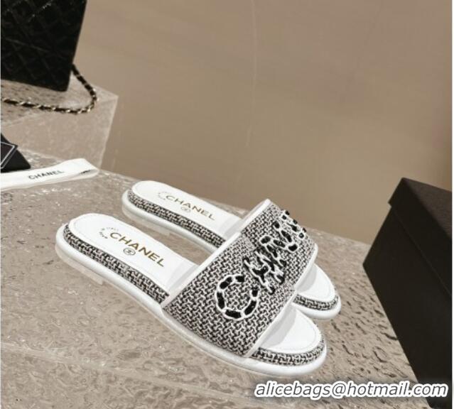 Sophisticated Chanel Tweed Flat Slide Sandals with Chain Logo Black/White 322088