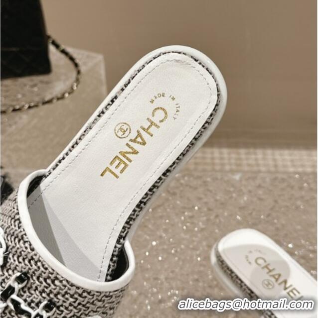 Sophisticated Chanel Tweed Flat Slide Sandals with Chain Logo Black/White 322088