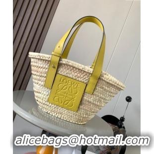 New Design Loewe Small Basket bag in raffia straw and calfskin 8004 Yellow 2024