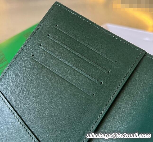 Promotional Bottega Veneta Cassette Passport Case 777046 Emerald Green 2024