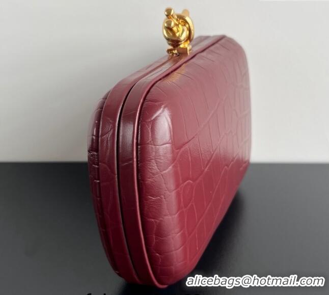 Big Discount Bottega Veneta Knot Clutch in Alligator Embossed Leather 737025 Red 2024