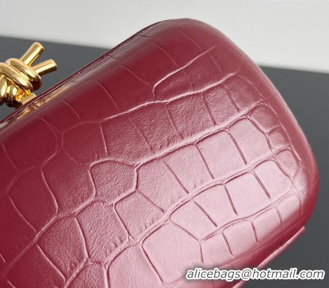 Big Discount Bottega Veneta Knot Clutch in Alligator Embossed Leather 737025 Red 2024