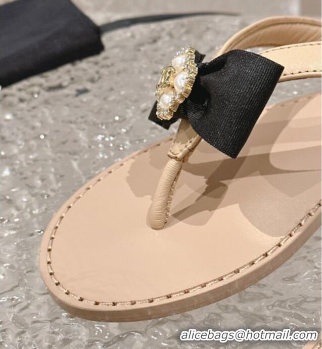 Stylish Chanel Calfskin Flat Slide Thong Sandals with Pearls Bow Beige 322117