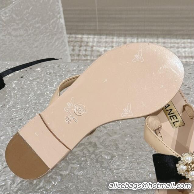 Stylish Chanel Calfskin Flat Slide Thong Sandals with Pearls Bow Beige 322117