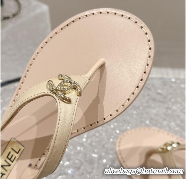 Sumptuous Chanel Calfskin Flat Slide Thong Sandals with Metal-Tone CC Beige 322120