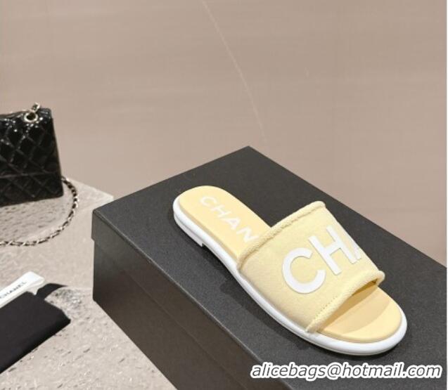 Durable Chanel Knit Fabric Flat Slide Sandals with Logo Yellow 0322136