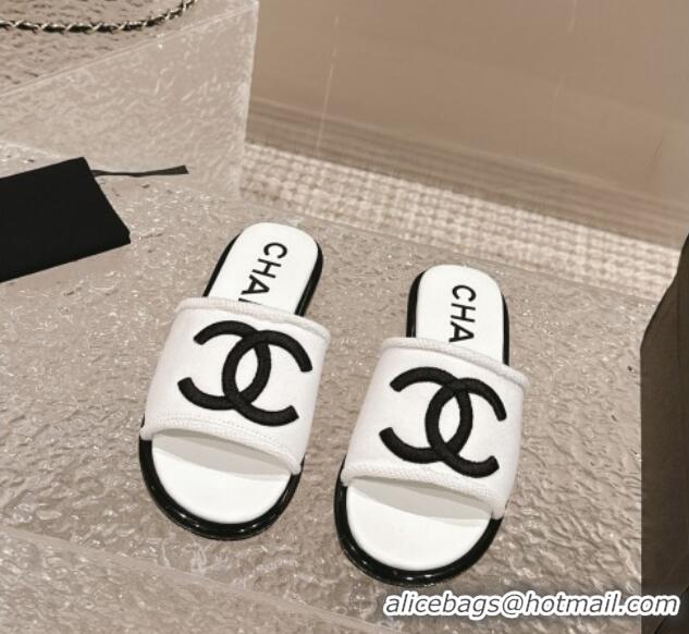 Sophisticated Chanel Knit Fabric Flat Slide Sandals with CC White/Black2 322143