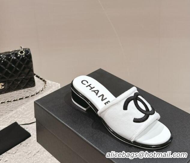 Sumptuous Chanel Knit Fabric Heel Slide Sandals with CC White/Black 322151