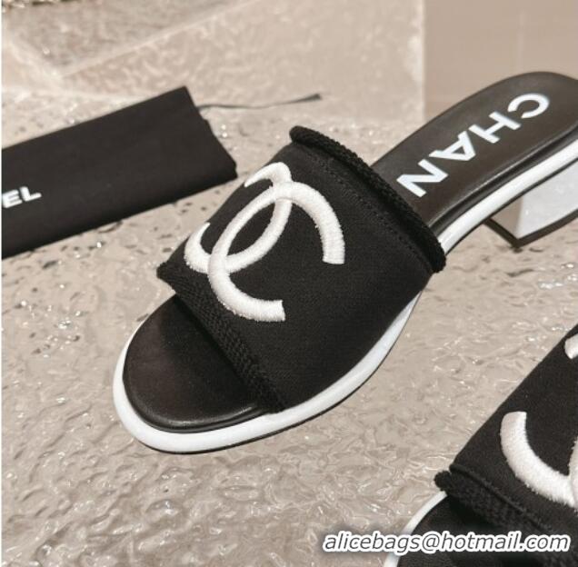 Generous Chanel Knit Fabric Heel Slide Sandals with CC Black/White 322155