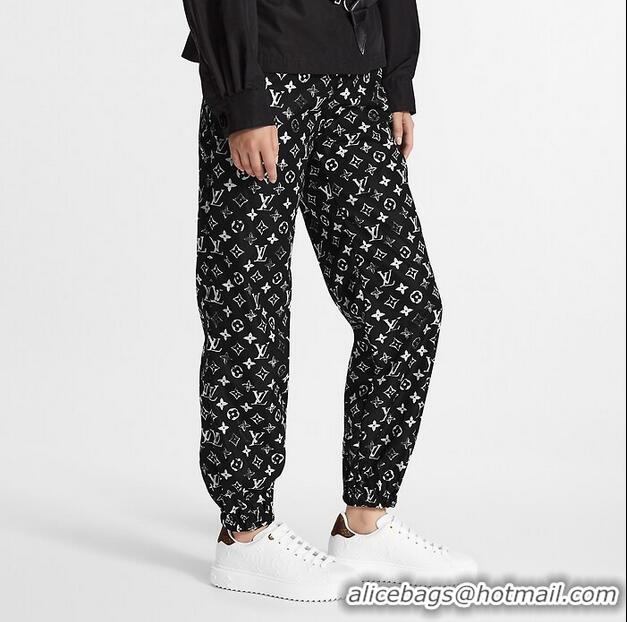 ​Top Quality Louis Vuitton Stencil-effect Monogram Jogging Pants 1A5TSI