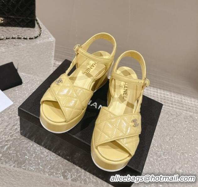 Luxurious Chanel Shiny Calfskin Wedge Sandals with Crystal CC G39918 Yellow 0323015