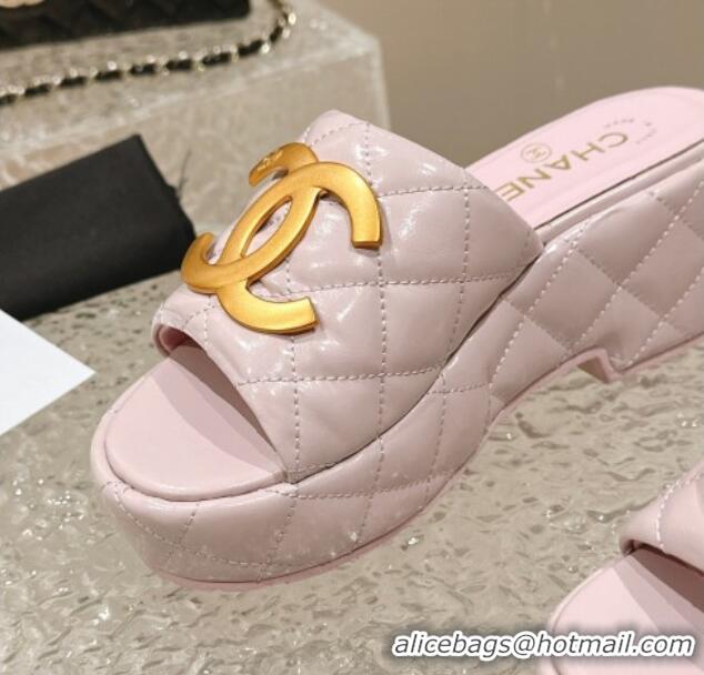 Top Grade Chanel Shiny Calfskin Wedge Slide Sandals with Metal-Tone Maxi-CC Light Pink 323024