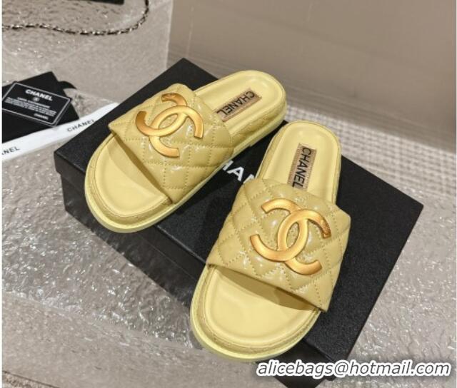 Purchase Chanel Patent Calfskin Slide Sandals with Metal-Tone Maxi-CC Yellow 323029