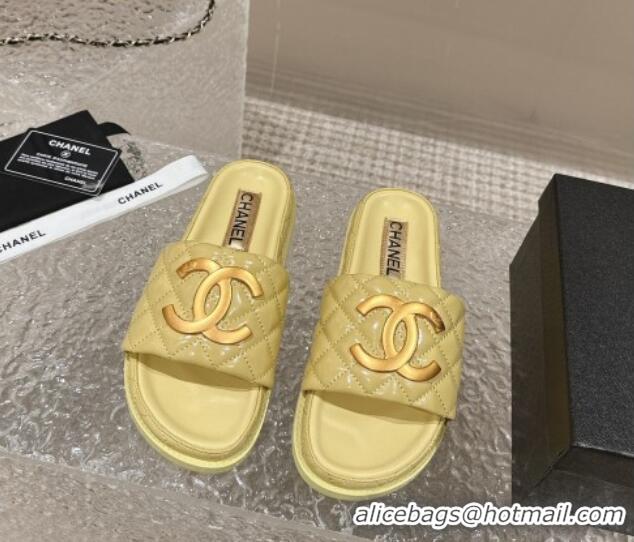 Purchase Chanel Patent Calfskin Slide Sandals with Metal-Tone Maxi-CC Yellow 323029