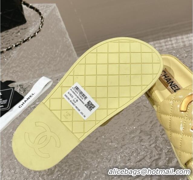 Purchase Chanel Patent Calfskin Slide Sandals with Metal-Tone Maxi-CC Yellow 323029