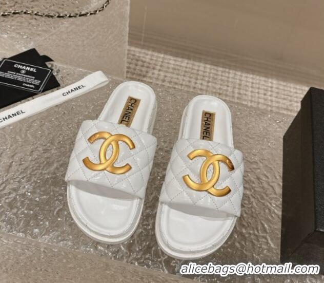 Low Cost Chanel Patent Calfskin Slide Sandals with Metal-Tone Maxi-CC White 323033