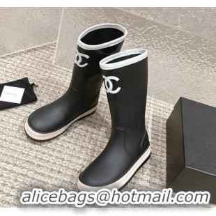 Luxurious Chanel Rubber Platform Rain Boots with CC Black 0323039