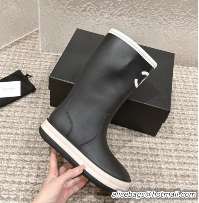 Luxurious Chanel Rubber Platform Rain Boots with CC Black 0323039