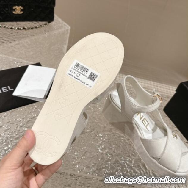 Charming Chanel Suede Wedge Sandals with Crystal CC G39918 White 323043