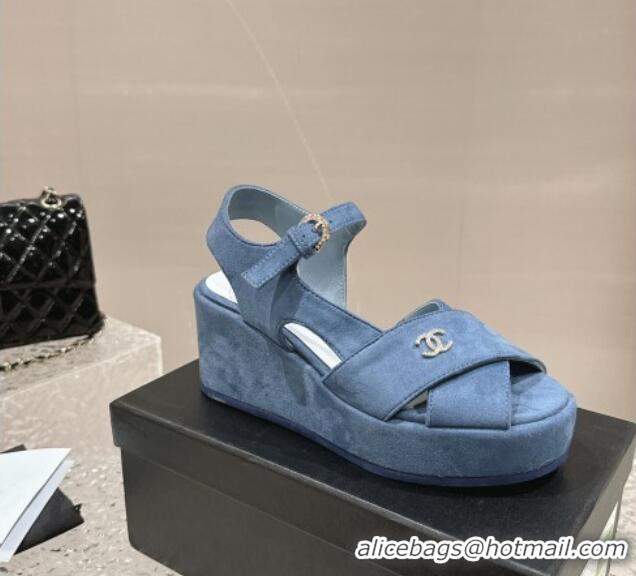 Shop Duplicate Chanel Suede Wedge Sandals with Crystal CC G39918 Dusty Blue 323046