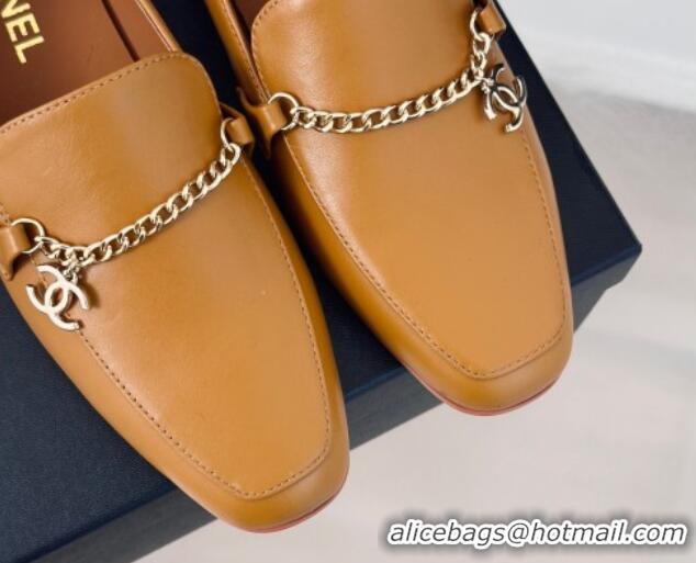 Sophisticated Chanel Calfskin Moccasins Loafers with CC Chain G45568 Yellow 323055