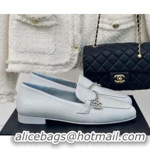 Pretty Style Chanel Calfskin Moccasins Loafers with CC Chain G45568 Grey 323056