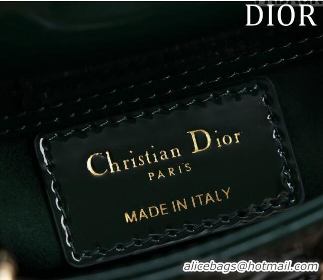 Famous Brand Dior Micro Lady Dior Bag in Patent Leather M0856 Green 2023