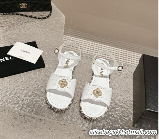 Good Product Chanel Lambskin Flat Sandals with Pearls Bloom White 323089