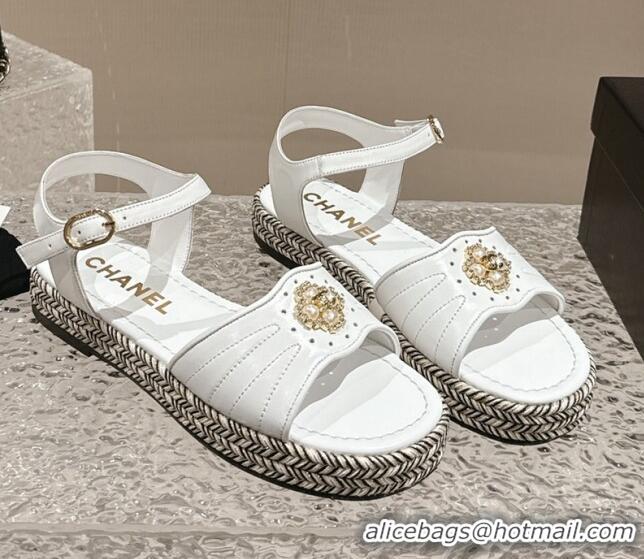 Good Product Chanel Lambskin Flat Sandals with Pearls Bloom White 323089