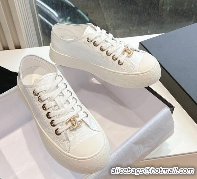 Classic Hot Chanel Patent Calfskin Low-Top Sneakers G45561 White 323090