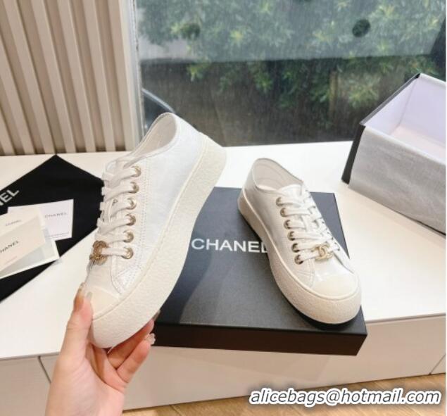 Classic Hot Chanel Patent Calfskin Low-Top Sneakers G45561 White 323090