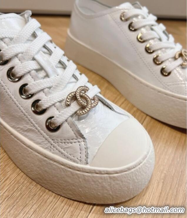 Classic Hot Chanel Patent Calfskin Low-Top Sneakers G45561 White 323090