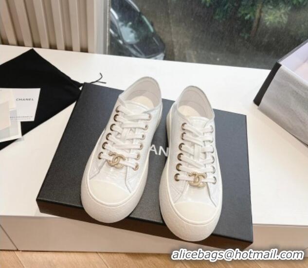 Classic Hot Chanel Patent Calfskin Low-Top Sneakers G45561 White 323090