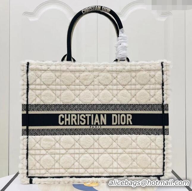 Famous Brand Dior Large Book Tote Bag in Cannage Shearling CD1801 White/Black 2024