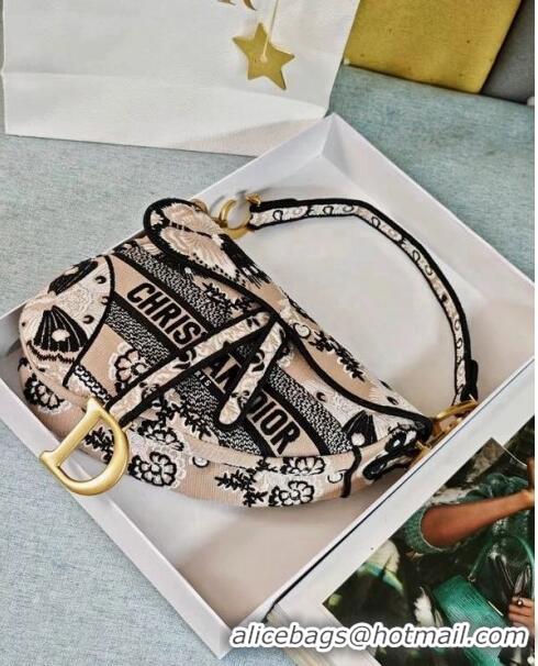 Luxurious Dior Medium Saddle Bag in Multicolor Butterfly Bandana Embroidery CD1817 Beige 2024