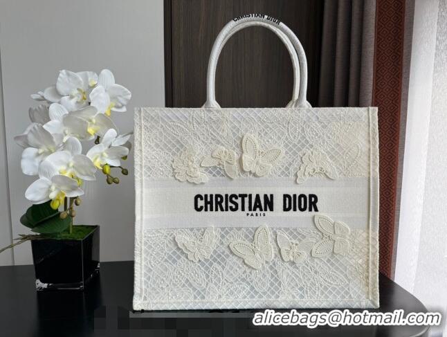 Discount Dior Large Book Tote Bag in Transparent Mesh Embroidered with White 3D Macramé-Effect D-Lace Motif CD8057 2024