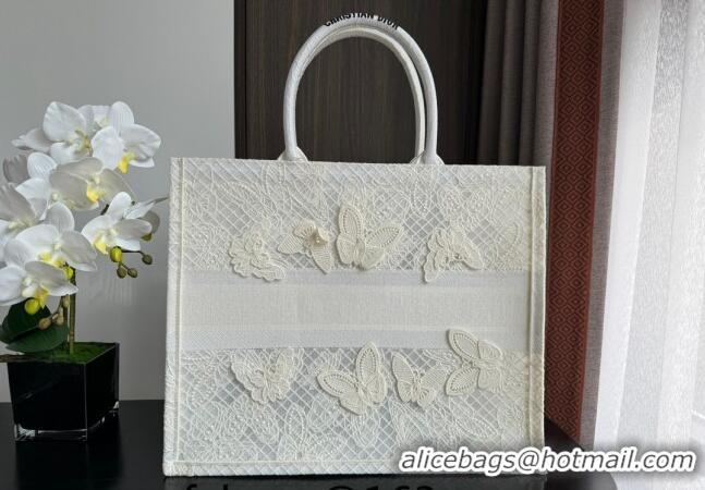 Discount Dior Large Book Tote Bag in Transparent Mesh Embroidered with White 3D Macramé-Effect D-Lace Motif CD8057 2024