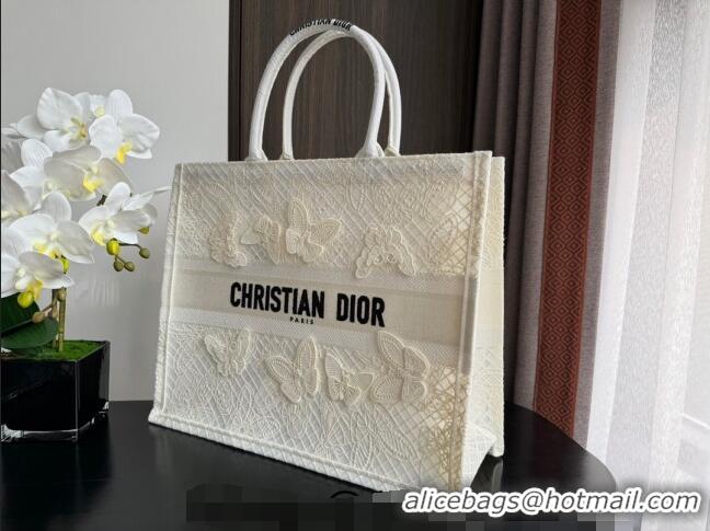 Discount Dior Large Book Tote Bag in Transparent Mesh Embroidered with White 3D Macramé-Effect D-Lace Motif CD8057 2024