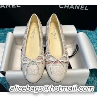 Charming Chanel Classic Tweed Ballet Flat White/Other 325049