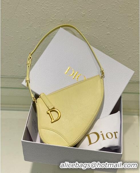 Top Grade Dior Saddle Shoulder Pouch in Goatskin CD0238 Yellow 2024