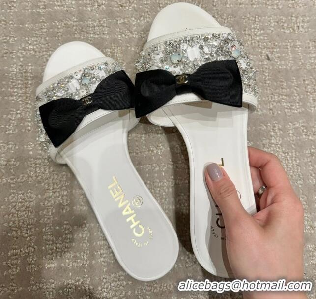 Good Looking Chanel Strass Mules Sandals with Bow White 041704