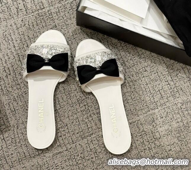 Good Looking Chanel Strass Mules Sandals with Bow White 041704