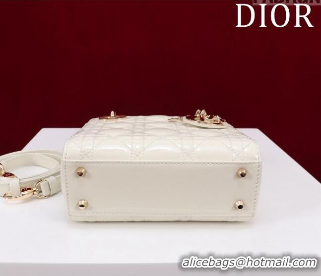 Inexpensive Dior Mini Lady Dior Bag in Patent Cannage Leather M0505 White 2024