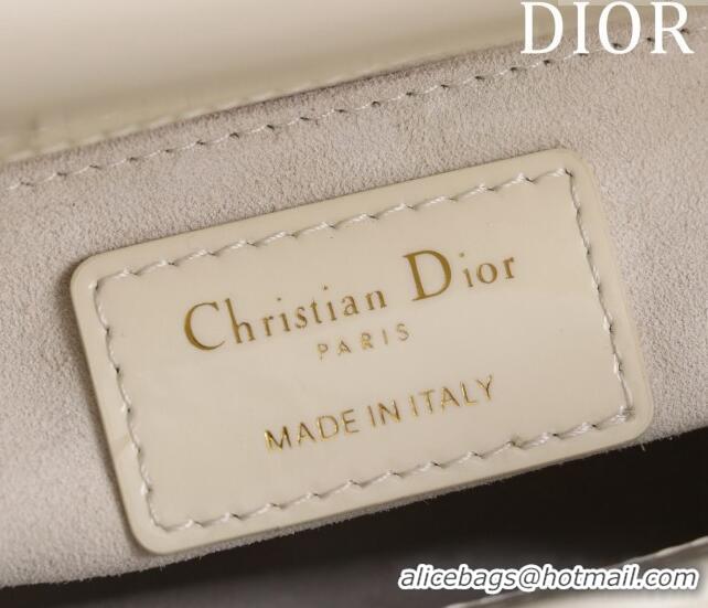 Inexpensive Dior Mini Lady Dior Bag in Patent Cannage Leather M0505 White 2024